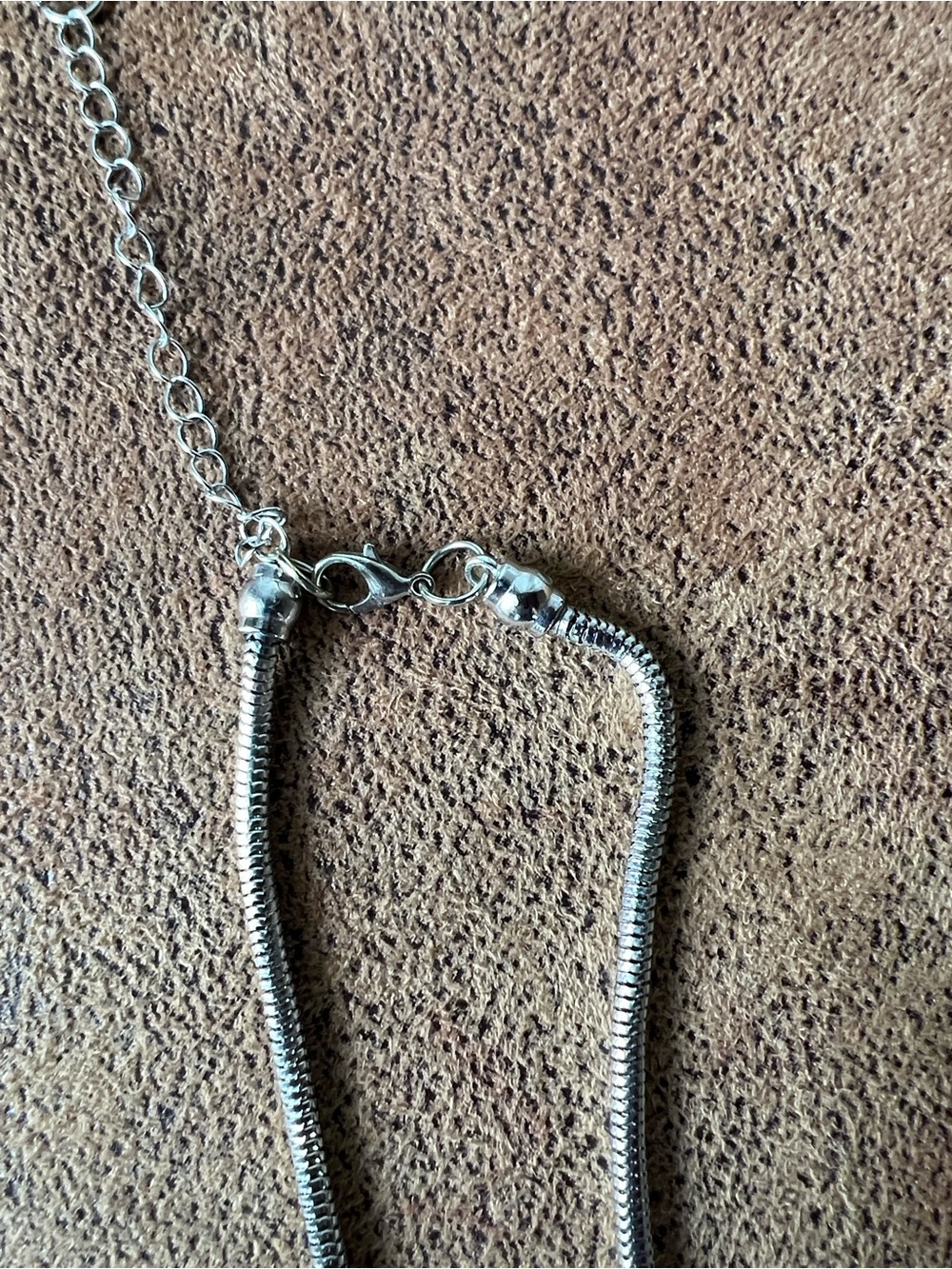 Texas Longhorns Pendant Necklace - Picture 5 of 5